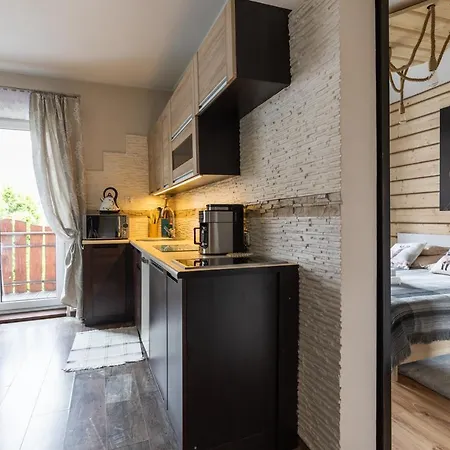 Deja Vu Apartment *